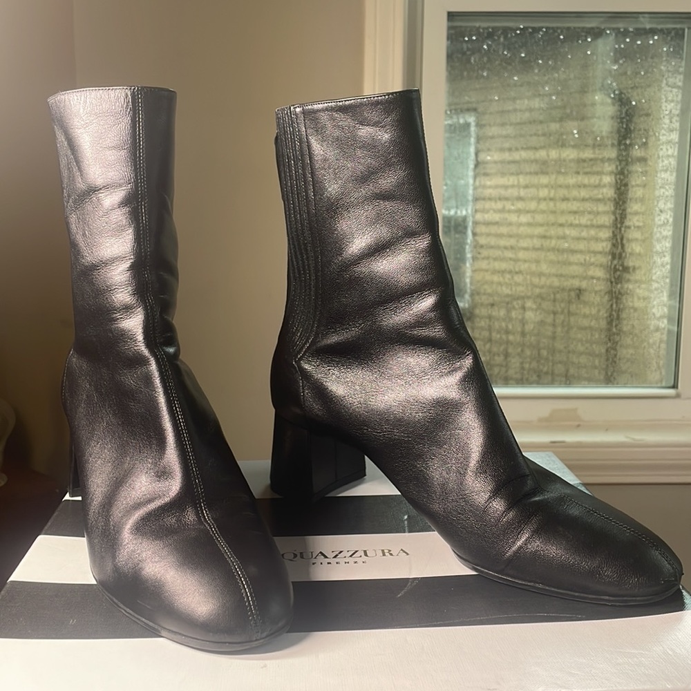 Aquazurra black zip up booties SIZE 39.5